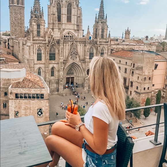 Meet your Posher, Aggi - Picture 4 of 14